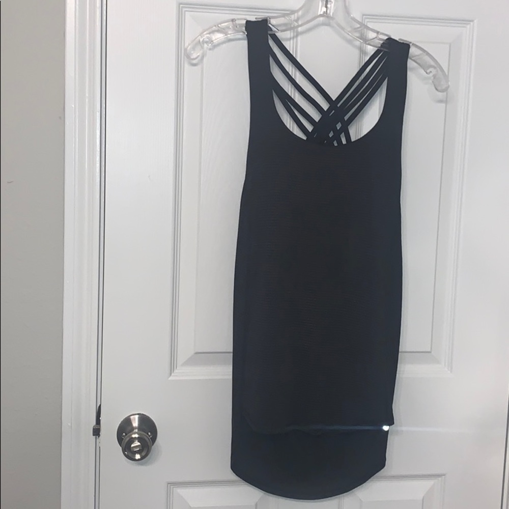 Lululemon size 4 tank top.